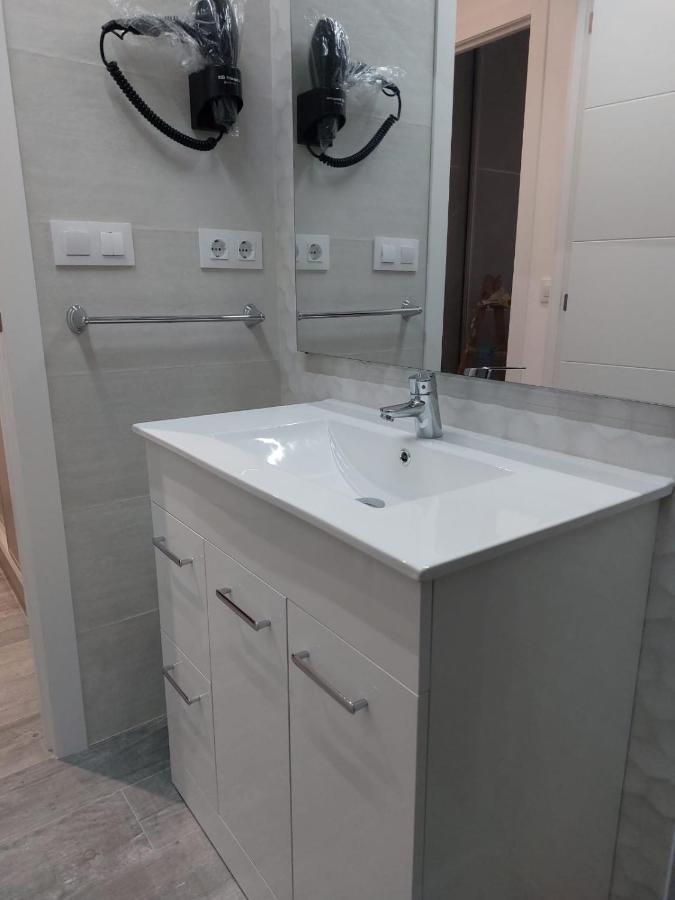 Loft La Calahorra Con Posibilidad De Aparcamiento Pregunta Por El Pack Mas Amor Cordoba Exterior photo