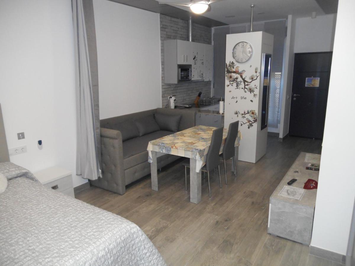 Loft La Calahorra Con Posibilidad De Aparcamiento Pregunta Por El Pack Mas Amor Cordoba Exterior photo